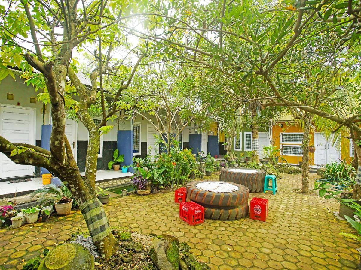 Oyo 90229 Fidel Caestro Homestay Kotadalem Extérieur photo